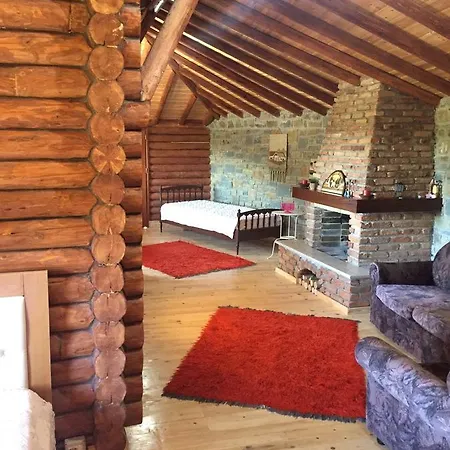 Shtepi Pushimi * Dardhe (Korce)